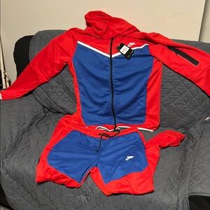 Nike Dynamic Red and Blue Athletic Set